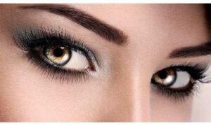 Eye-makeup-with-Russian-Lashes