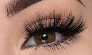 Russian-Lashes-Look